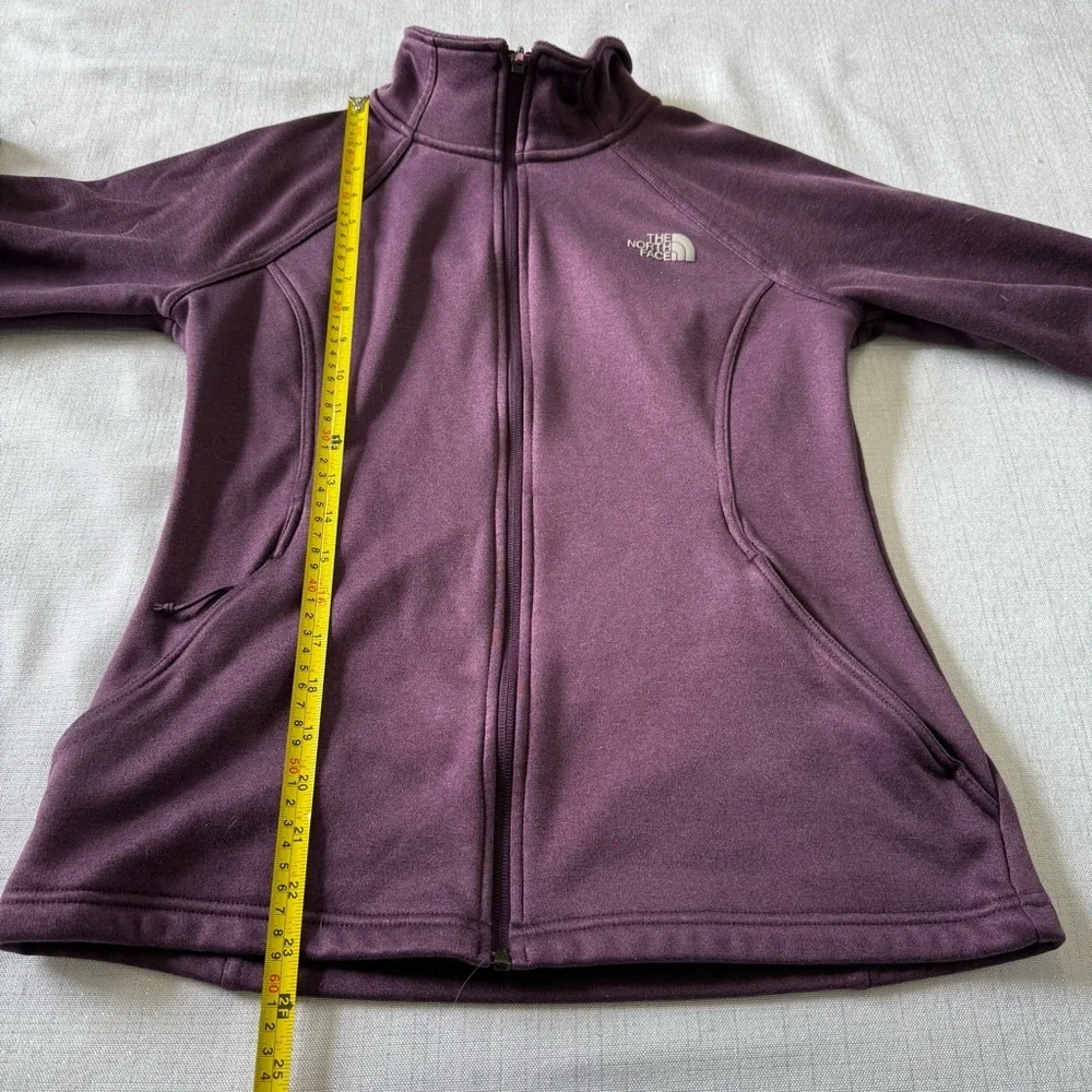 The North Face Women's Chest Logo Purple Zip Up Jacket Size M